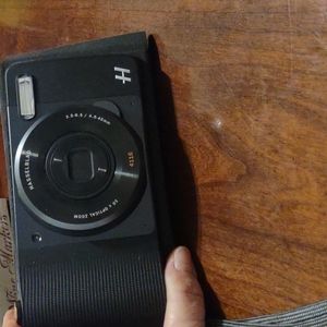 Hasselblad True Zoom Moto Mod Camera